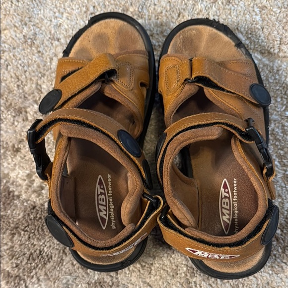 🍍 MBT Kisumu Women's Toning Rocker Brown Leather Sandals , US 7🍍 - Picture 1 of 6